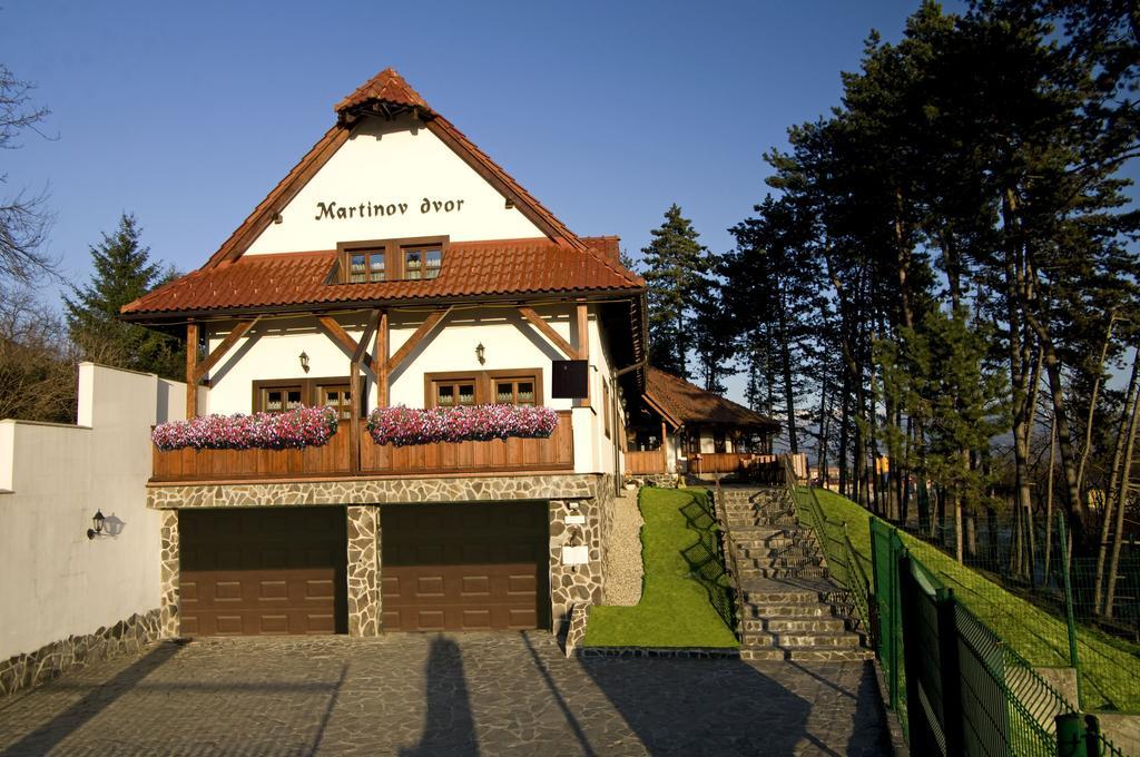 Penzion Martinov Dvor Zilina Exterior photo